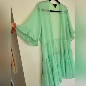 Torrid Size 12 Clip Dot Ruffle Kimono Mint Green